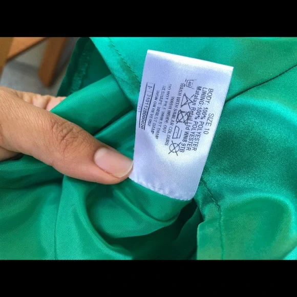 Emerald Green Dress - Picture 8 of 10